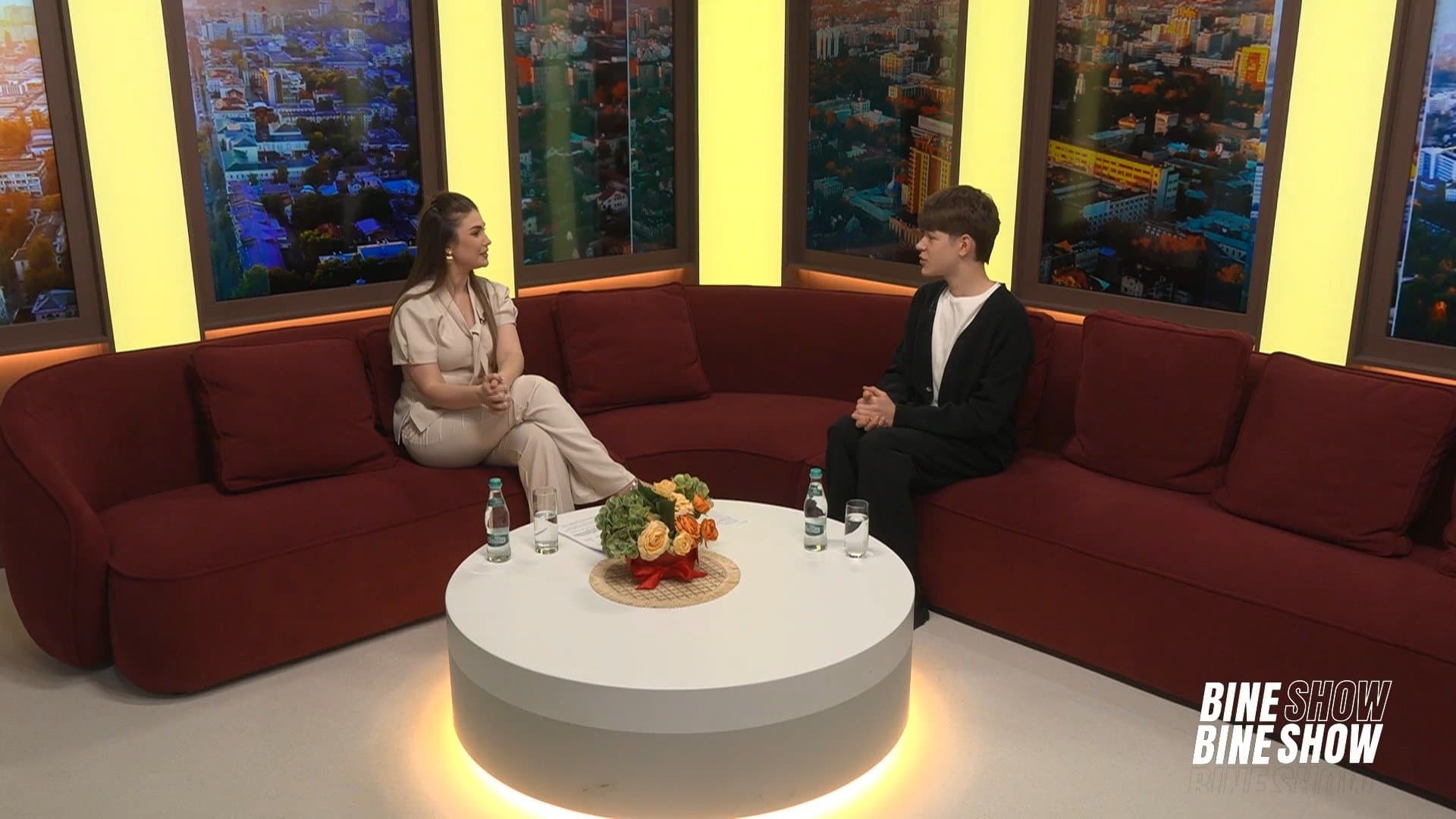 BINEBINE SHOW: În această ediție îl întâlnim pe Mark Chitoraga, un tânăr interpret, care ne prezintă piesa „Cold”. /08.04.26