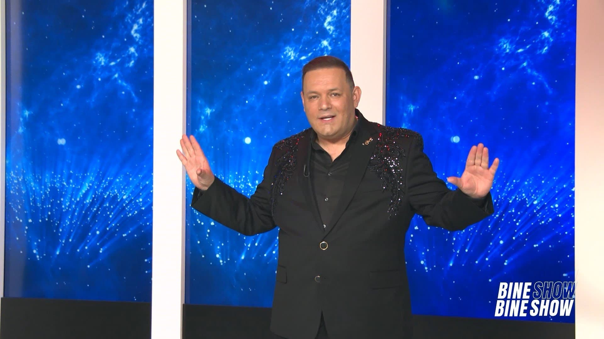 BINEBINE SHOW: Raoul, interpretul din România, ne aduce vibe-uri electrizante pe scenă! /13.05.2026