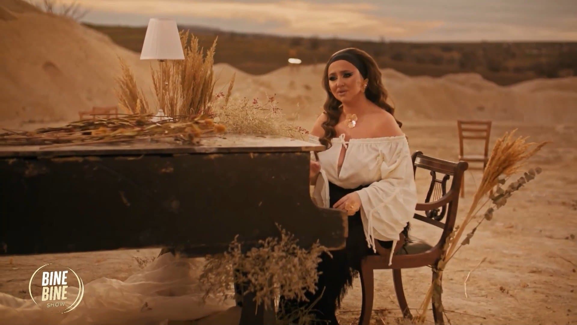 BINEBINE SHOW: Valeria Marcu vine cu melodia „Spune-mi că mă iubești” și ne aduce un strop de romantism în platou /25.09.2026