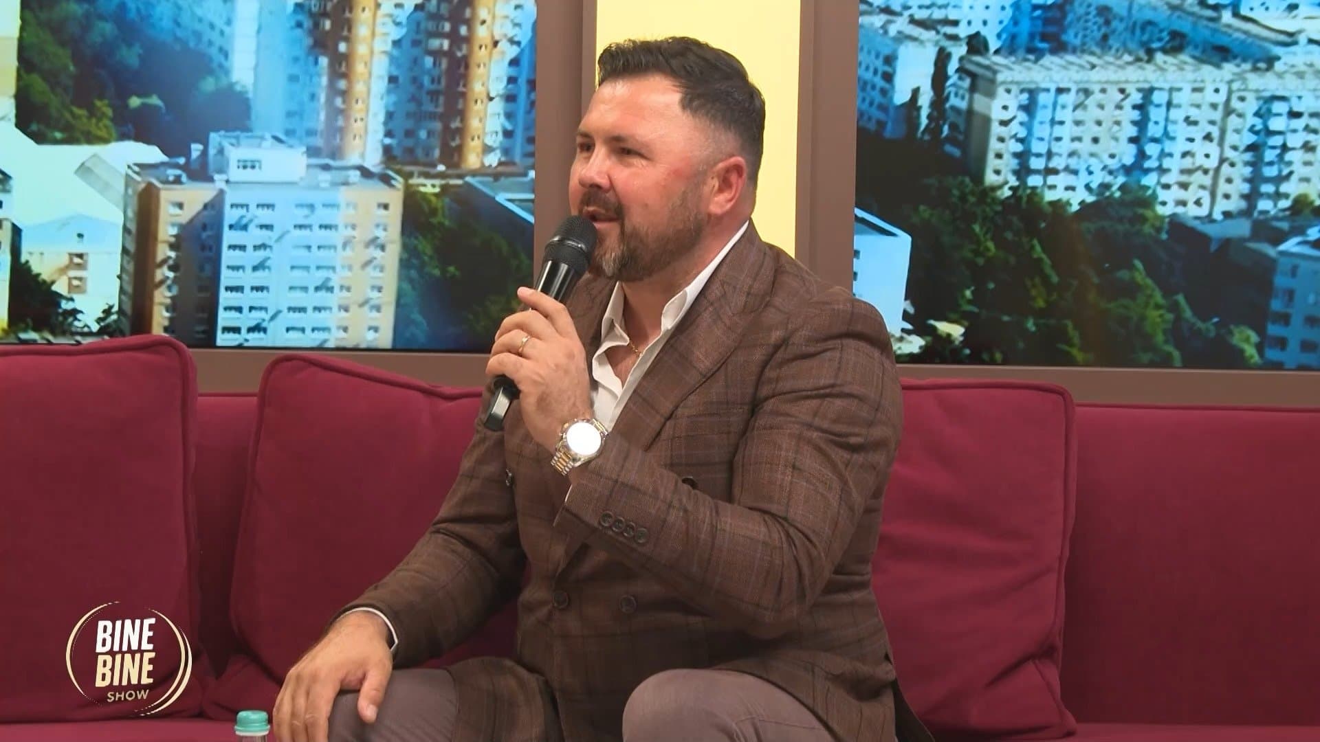 BINEBINE SHOW: Yuri Neghin și-a construit pas cu pas o nouă viață și o carieră departe de țară /07.10.2026